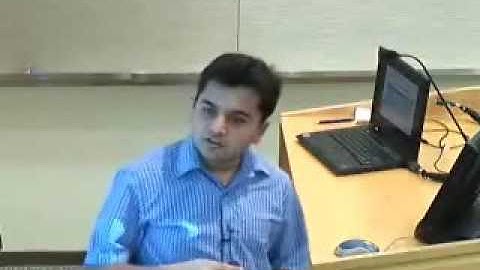 Approximating the optimum:  Efficient algorithms and their limits