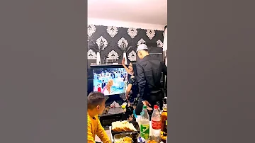 هوه كلبي وشريانو بين ضلوعي مكانو 