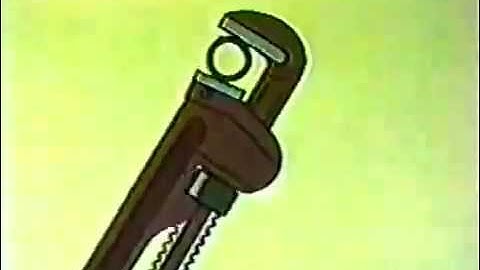 How to use a pipe wrench