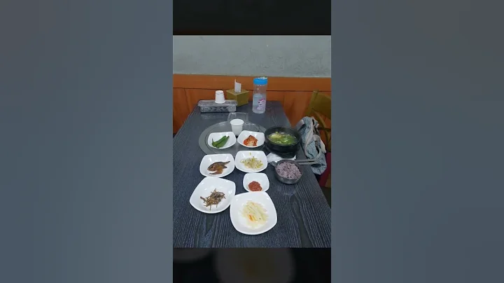 둔촌마당 황태해장국.신성통상 본사앞에 있어요.