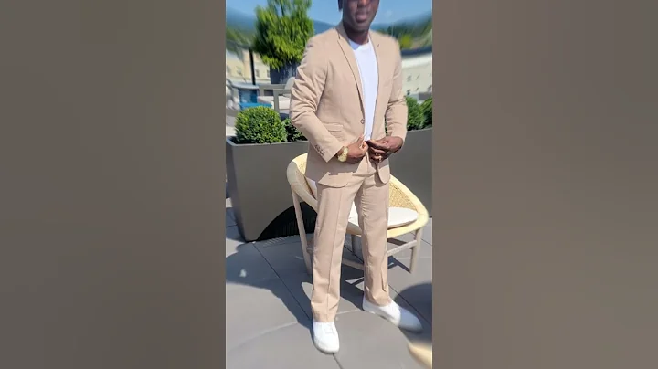 Realtor Samuel Curry
