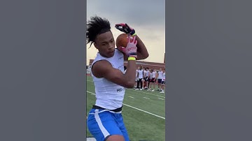 Thumbnail of This FRESHMAN RunningBack is UNSTOPPABLE!!! 🤯 #shorts