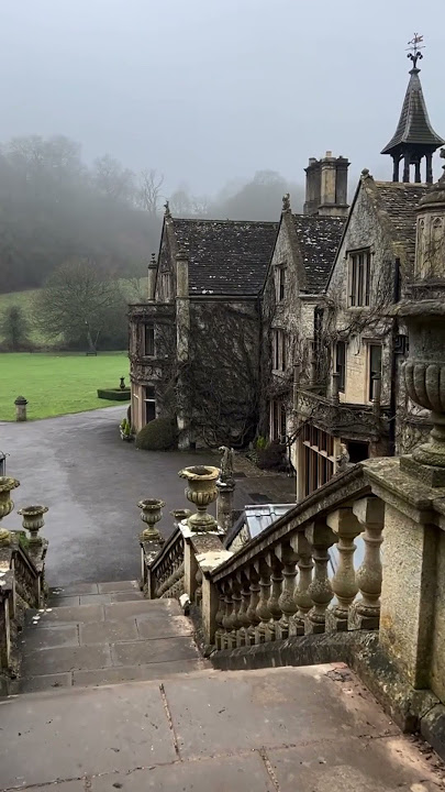 Castle Combe: England’s Prettiest Village?