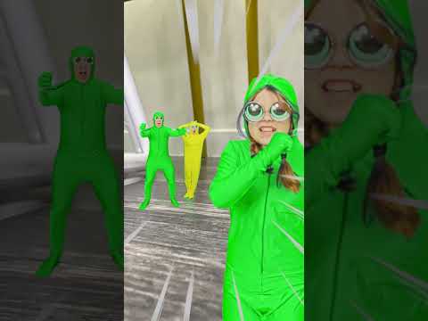 KPOP Demon Hunters Tiny Size Microbe Challenge #shorts #viral #kpopdemonhunter