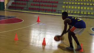 Anderson Diaz, Basketball Player. Driblings Ability, Two Balls. Point Guard. Academia Herasme Melo.