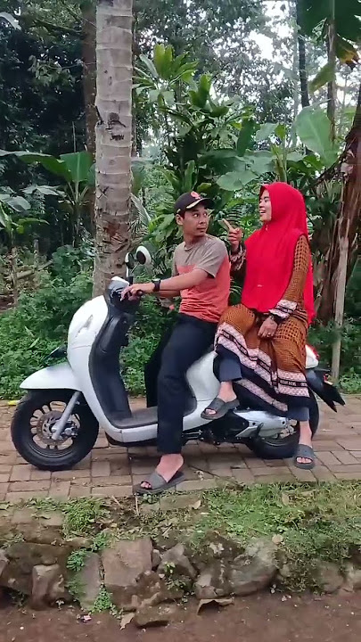 lucu abis cakades ketahuna selingkuh ke dua kalinya#bodorsundaterbaru #filempendeklucu #komedilucu