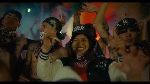 Santa Fe Klan, Tomas Ballardo, Cricket - Kumbia Makabra (Video Oficial)