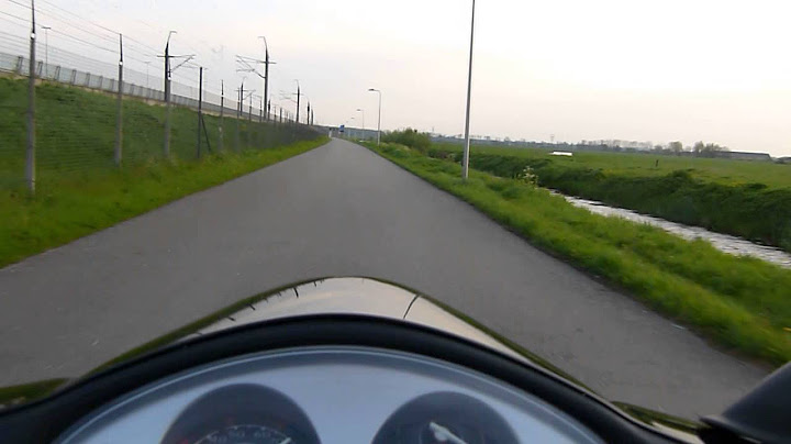 70KM filmpjuh Piaggo Fly 25KM per uur scooter zonder helm 55555