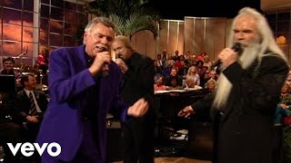 Miniatura de vídeo de "The Oak Ridge Boys - Angels Watching Over Me [Live]"