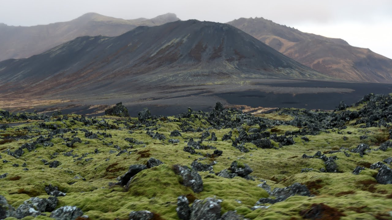 Dramatic Iceland Lava Fields Berserkjahraun Snæfellsnes Peninsula — Berserkjahraun, Snaefellsnes peninsula, Iceland — video poster