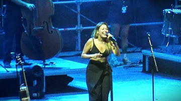 Thumbnail of Το Γλέντι (Φινάλε) - Ιουλία Καραπατάκη - Θέατρο Λυκαβηττού 2024