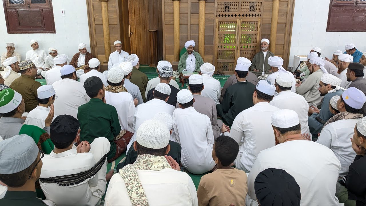 المدائح الرمضانية بدار المصطفى بتريم (الوترية - حرف الألف) المنشد محمد حسين عيديد -