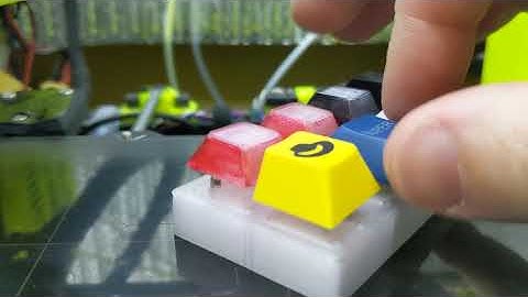 Polar opposite: The silent version of my V2 3D printable key switch