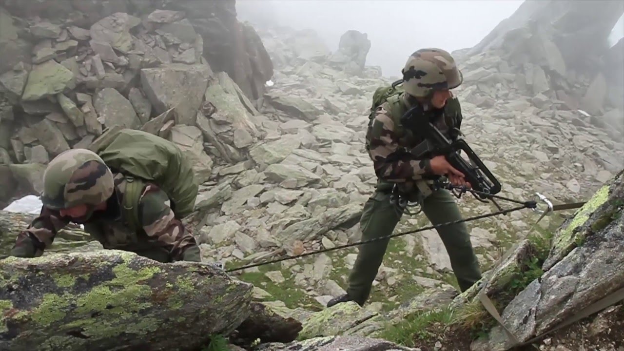 Présentation de l'Ecole militaire de haute montagne de Chamonix