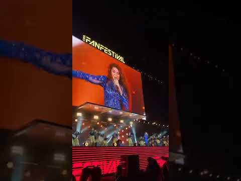 ميريام فارس تقد م توكو تاكا في إفتتاح مهرجان الفيفا للمشجعين في الدوحة