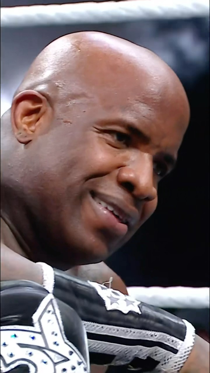 Moose picks up the win against Lexis King ? #WWENXT