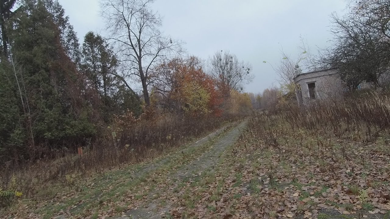 Dawna baza paliwowa - URBEX