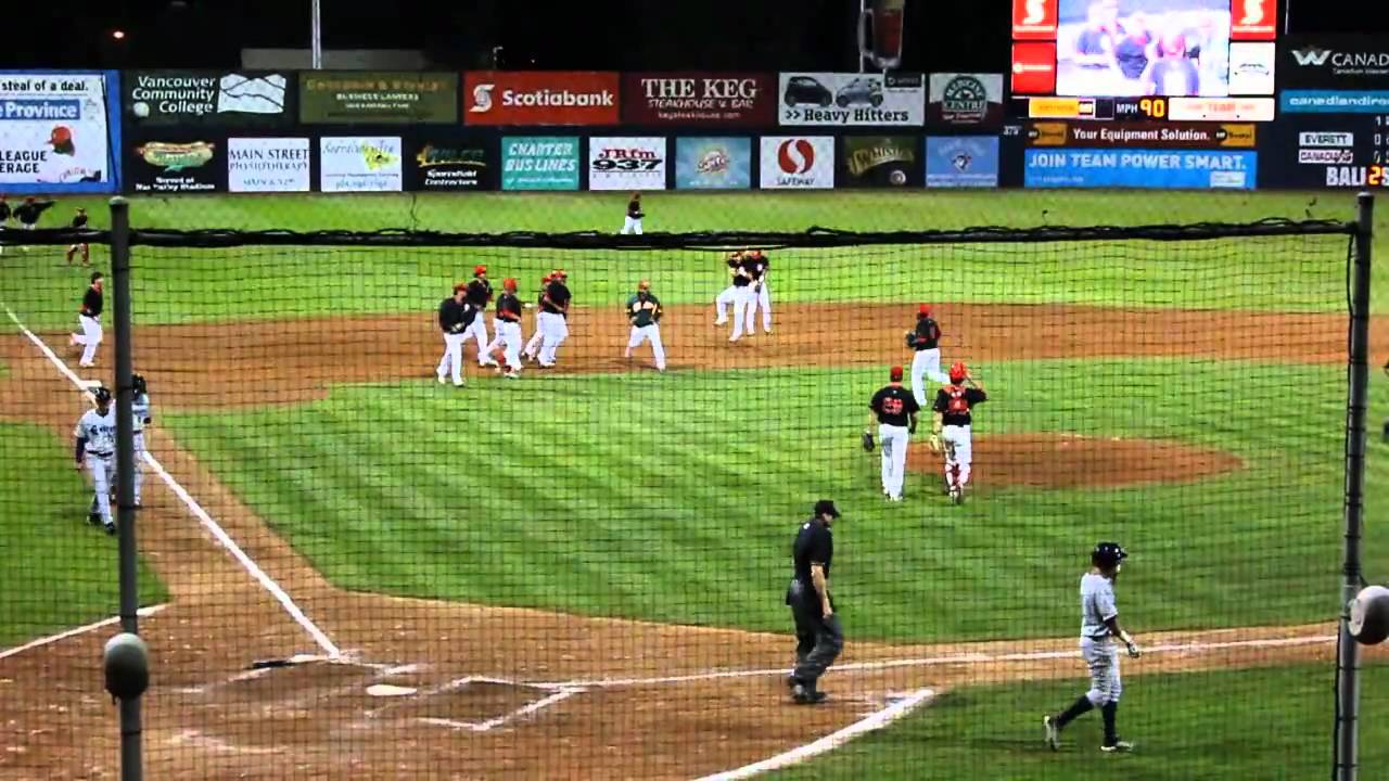 Vancouver Canadians beat Aquasox 1-0 with great catch in 9th inning from Nino Leyja