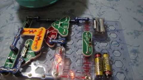 Snap Circuits Classic | Project 300: Adjustable Time Delay Lamp