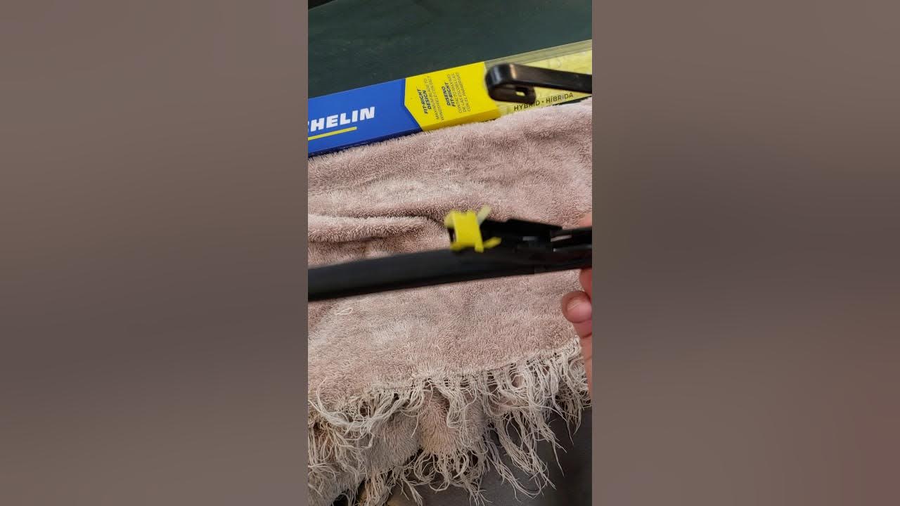Quick, Easy & 1 Handed! Costco, Michelin Guardian, Windshield Wiper