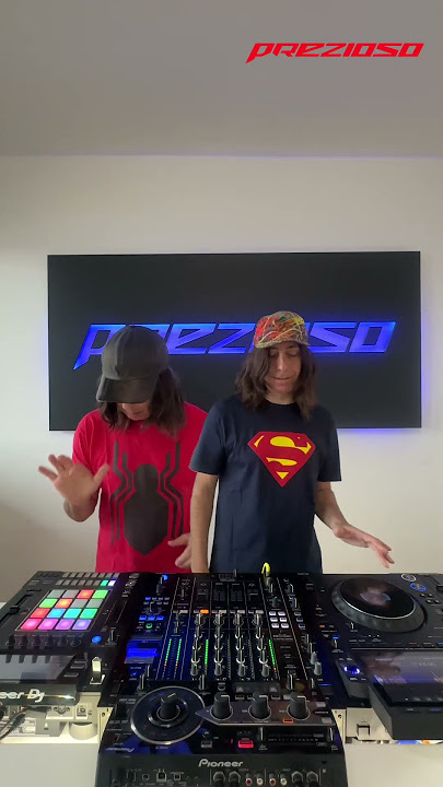 SPIDER-MAN VS SUPERMAN BACK 2 BACK  🚀 #shorts