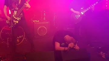 Kick The Clown - "Glass"/"Say Everything" (live at Actress and Bishop, Birmingham, 13.04.2019)