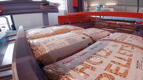 Market leader in automatic wooden pellet packaging (bagging) and palletization