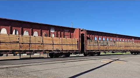 5 engine CSX Humboldt, TN. November 26, 2025