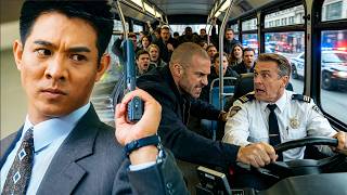 犯罪分子挾持公車司機，誰料超強特警早已準備，下一秒控制罪犯拯救全車！#drama  #kungfu #中国电视剧#李连杰 #功夫 #特工