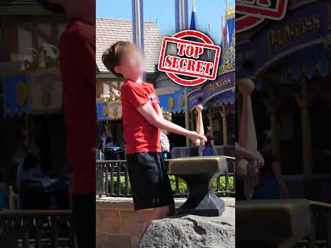 How to Pull the Sword out of the Stone at DISNEY 😱