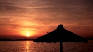 Video thumbnail of "Energy 52 - Café del mar (1993)"