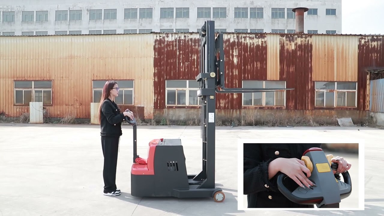 ELES 08CE Counterbalanced Electric Stacker