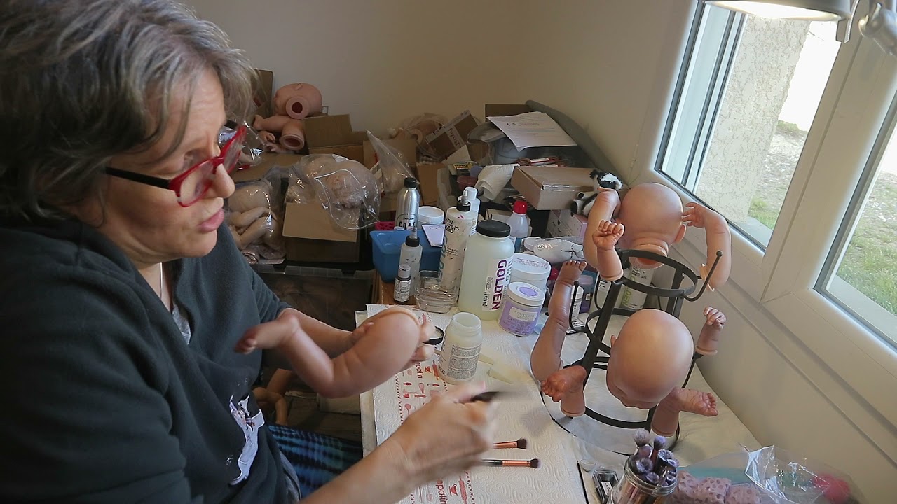 Varnishing reborn dolls