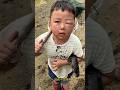 The river’s dry... but my luck isn’t! 😎🐟#FunnyShorts #Fish#DryRiver#childrenareborntoplayarentthey
