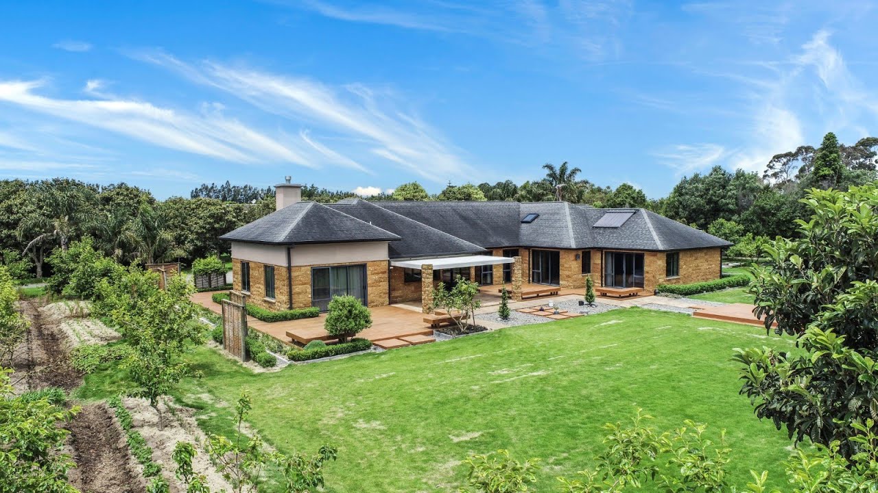 33 Twin Oak Avenue Doug Walters & Shani Kumari YouTube