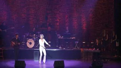 Judi Richards "J'fous l'camp"