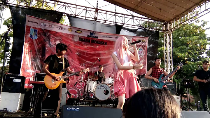 GLADiS - Rally Go Round by LiSA Live at JITENSHA 2...