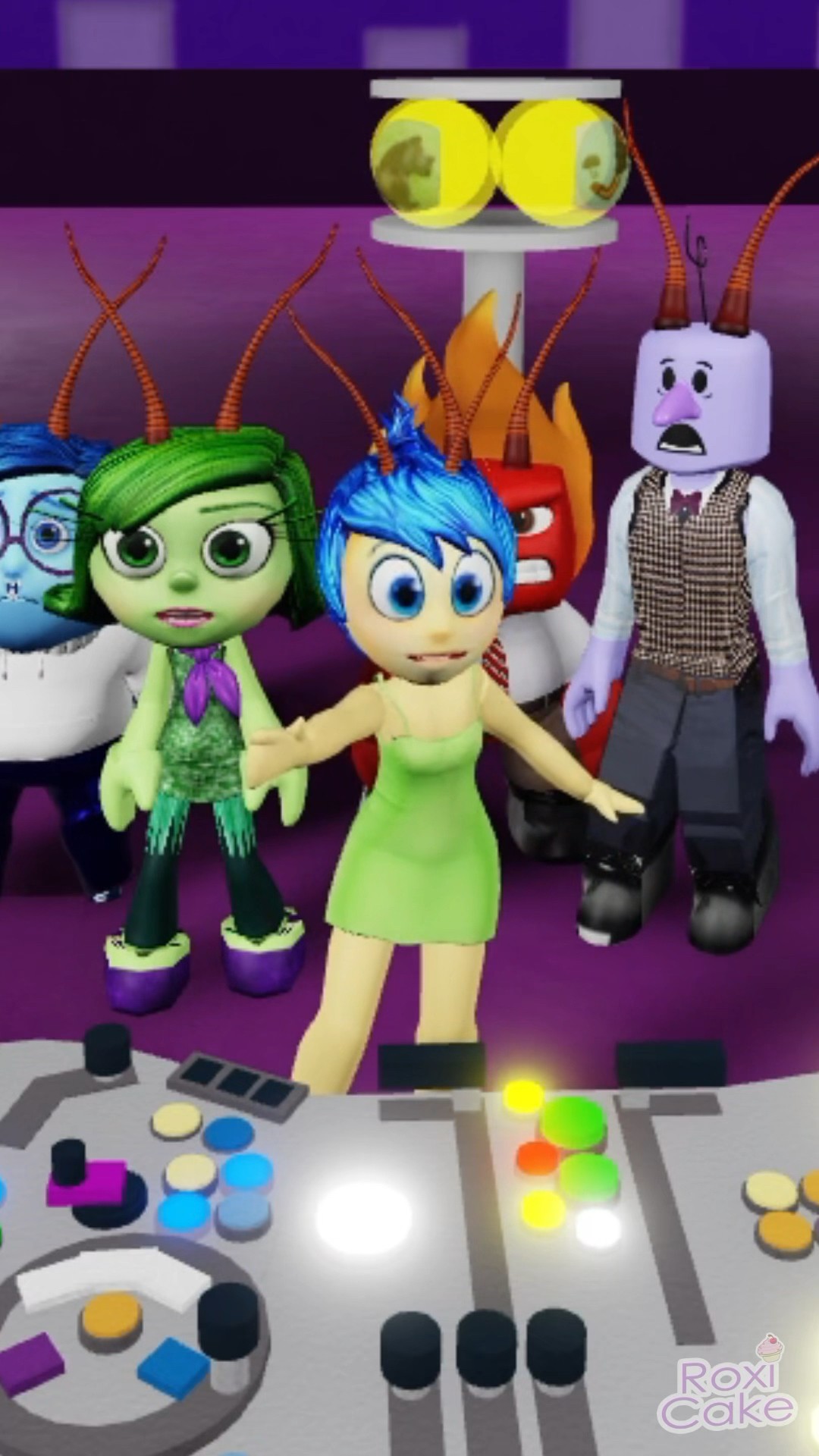 EMOCIONES DE UNA CUCARACHA ?  #SHORTS #INTENSAMENTE #ROBLOX