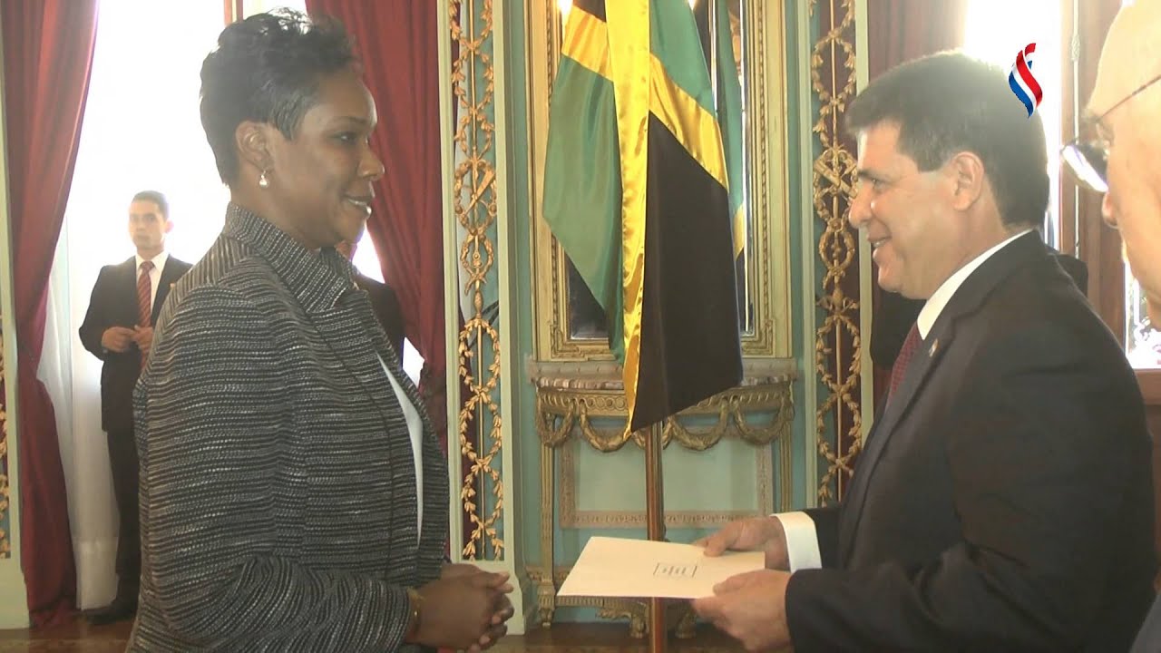 Presentación de Cartas Credenciales de 8 nuevos embajadores - YouTube
