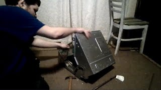 Angry Gamer Destroys Dell Computer Tower (Part 3)