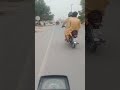 In this video, I visited the city roads and explored the busy streets, traffic, markets, and bea💦🇵🇰❣