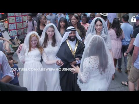 arab-prince-walking-in-|new-york-prank|-with-4-wives