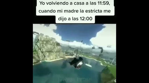 Yo volviendo a casa a las 11:59 porque mi mamá es estricta xd