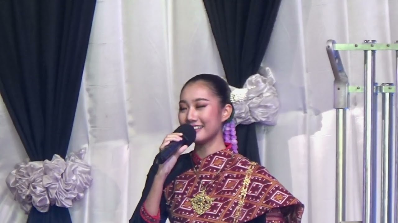 เพลงลาวดวงเดือน ขับร้องโดย จุฑามาศ คำชวนชื่น - มหกรรมศิลปวัฒนธรรมไทย “น้อมอาลัยแม่ของแผ่นดิน บัณฑิตฯ