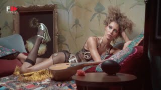 Kaya Wilkins Backstage Pirelli Calendar 2023 - Fashion Channel