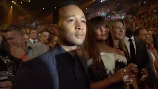 Download Lagu Pitbull feat Jennifer Lopez \u0026 Claudia Leitte - We Are One (Live Billboard Music Awards 2014) MP3 Download Lagu Pitbull feat Jennifer Lopez \u0026 Claudia Leitte - We Are One (Live Billboard Music Awards 2014) MP3