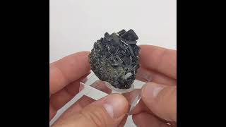 Vidéo: Epidote, Mont Khorram, Perse, 72 g