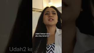 Kelakuan Viona & Vilia Kalau Di Rumah