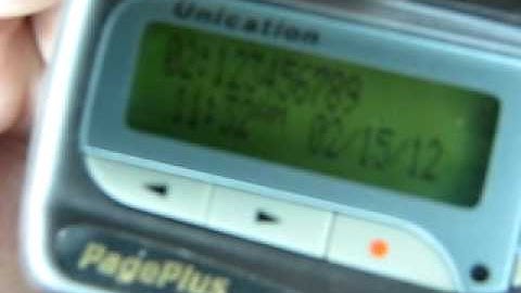 How to Put your Unication or Motorola Advisor Elite Alpha Numeric Pager in Zoom Mode