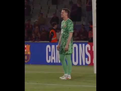 🥶szczesny and his talented child Barcelona goalkeeper تشيزني وطفله الموهوب برشلونة حارس 🔥